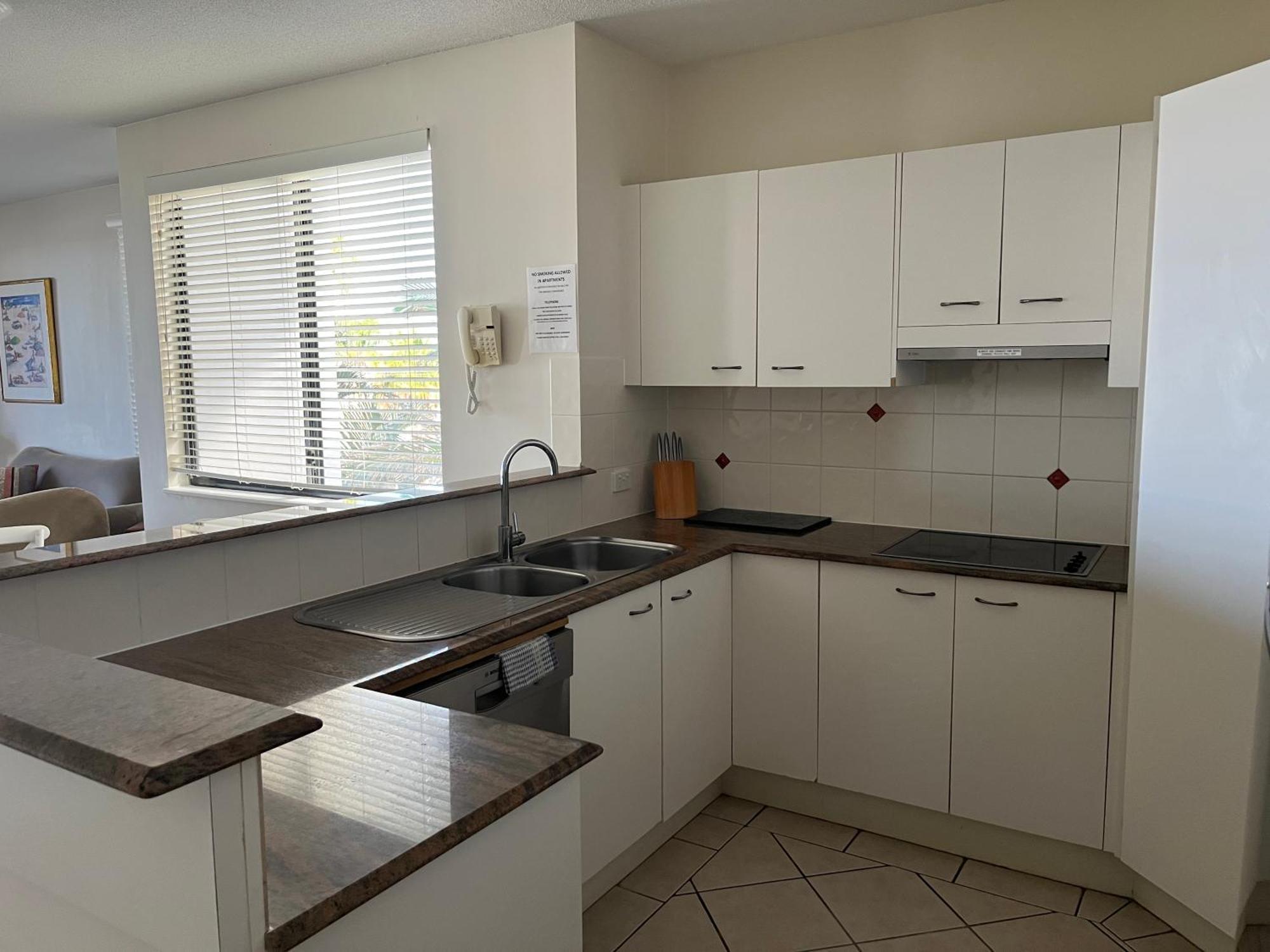 Kings Row Apartments Caloundra Kültér fotó